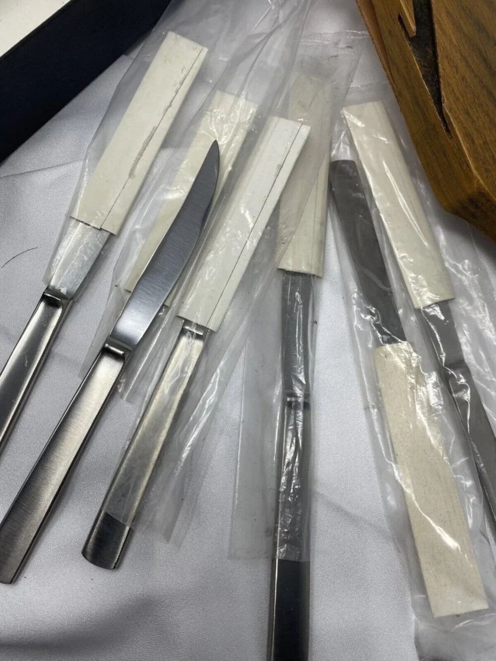 Vintage Staunton 6 Pc Steak Knife Set With Oak  Leather Stropper New with box